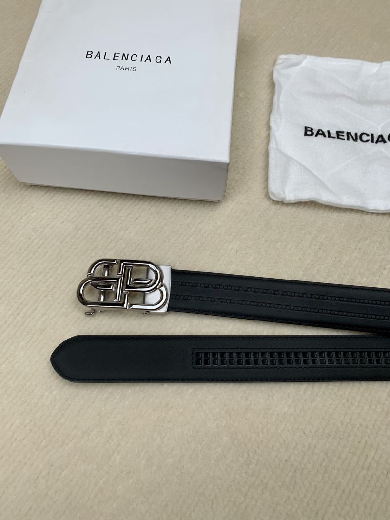 BALENCIAGA